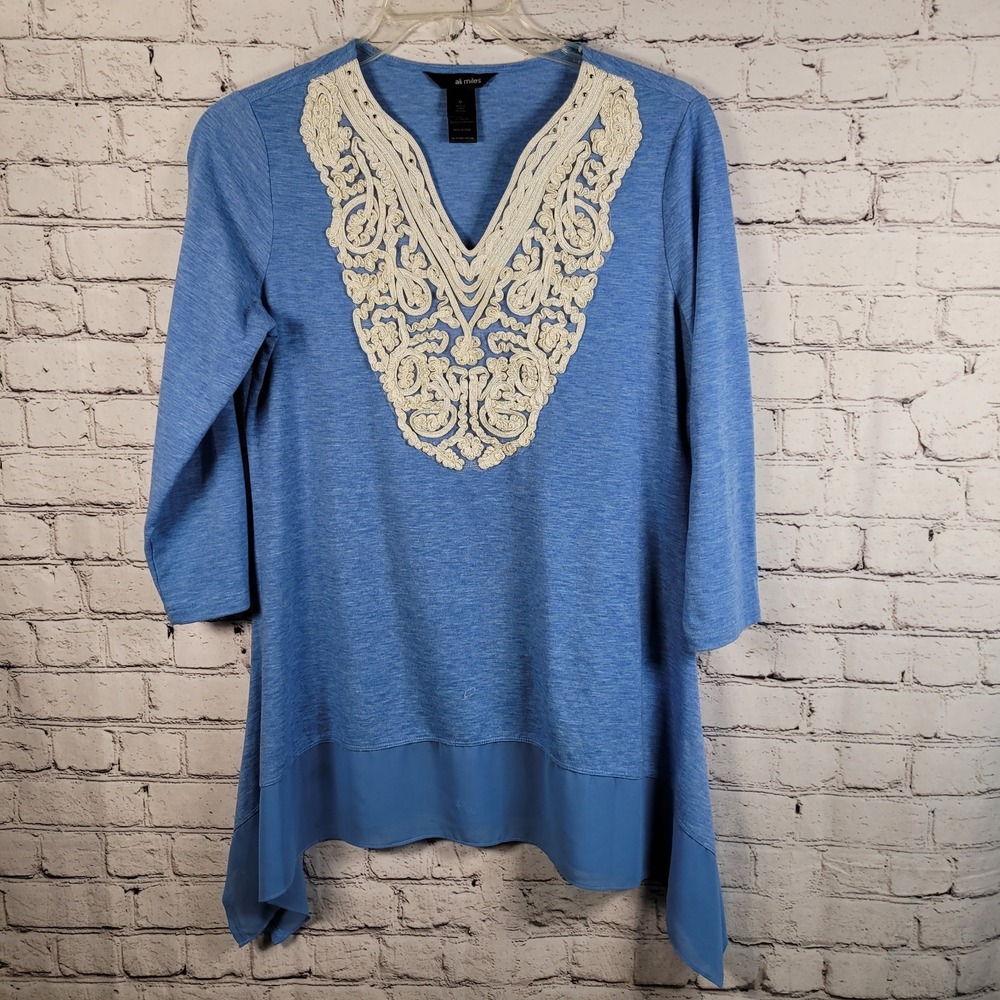 Ali Miles Womens Tunic M Blue Embroidered Ribbon Silver Stud Hem Soft Knit